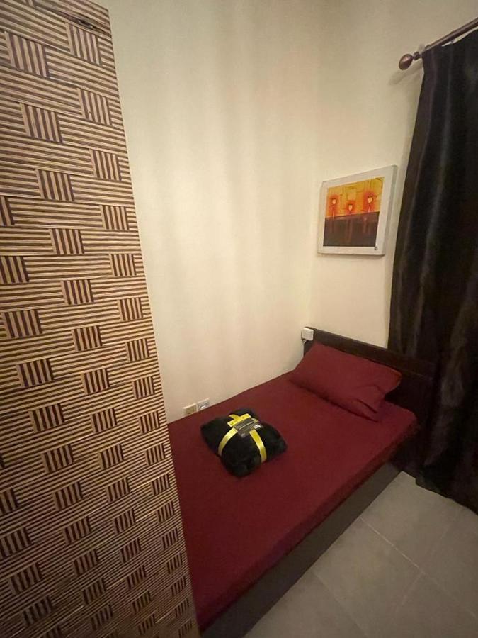 Dxb Backpackers Executive Hostel Dubai Exterior foto