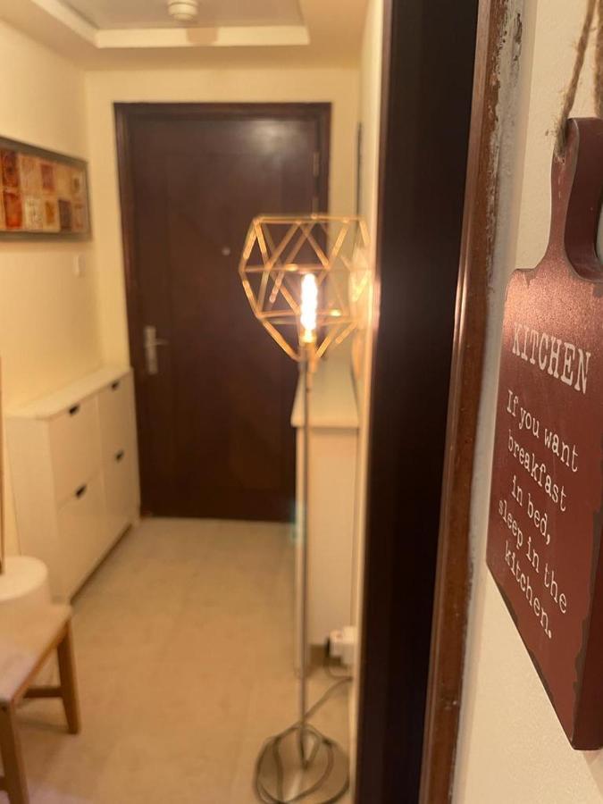 Dxb Backpackers Executive Hostel Dubai Exterior foto